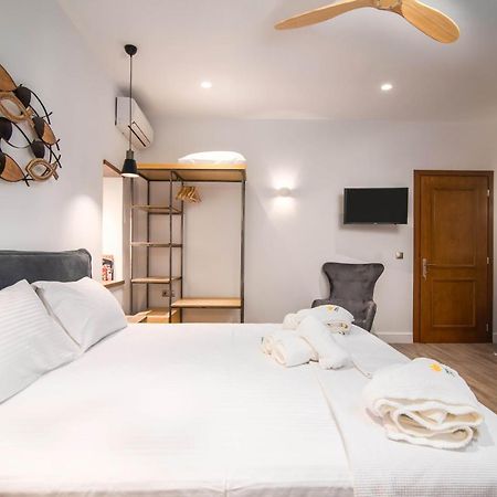 Curcumelli Luxury Suites - Πορτονι 2 Corfu  Buitenkant foto